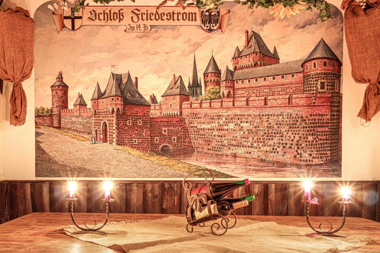 Schloss Destille Dormagen Buitenkant foto